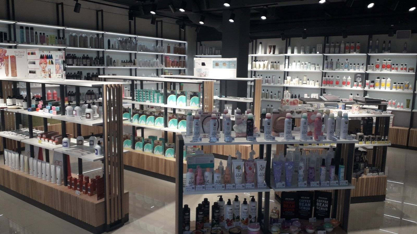 Новий магазин SOLO в БЦ LAKE PLAZA, Київ